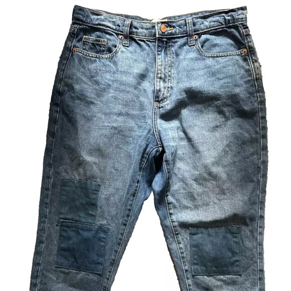 Universal Thread Women's High-Rise Boyfriend Jeans Medium Wash 4/27, Medium Blue - Picture 8 of 8